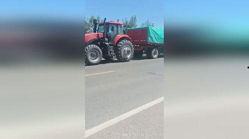 拖拉机拉货视频